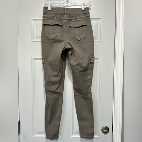 SPANX Twill Ankle Cargo Pant - Picture 2 of 8